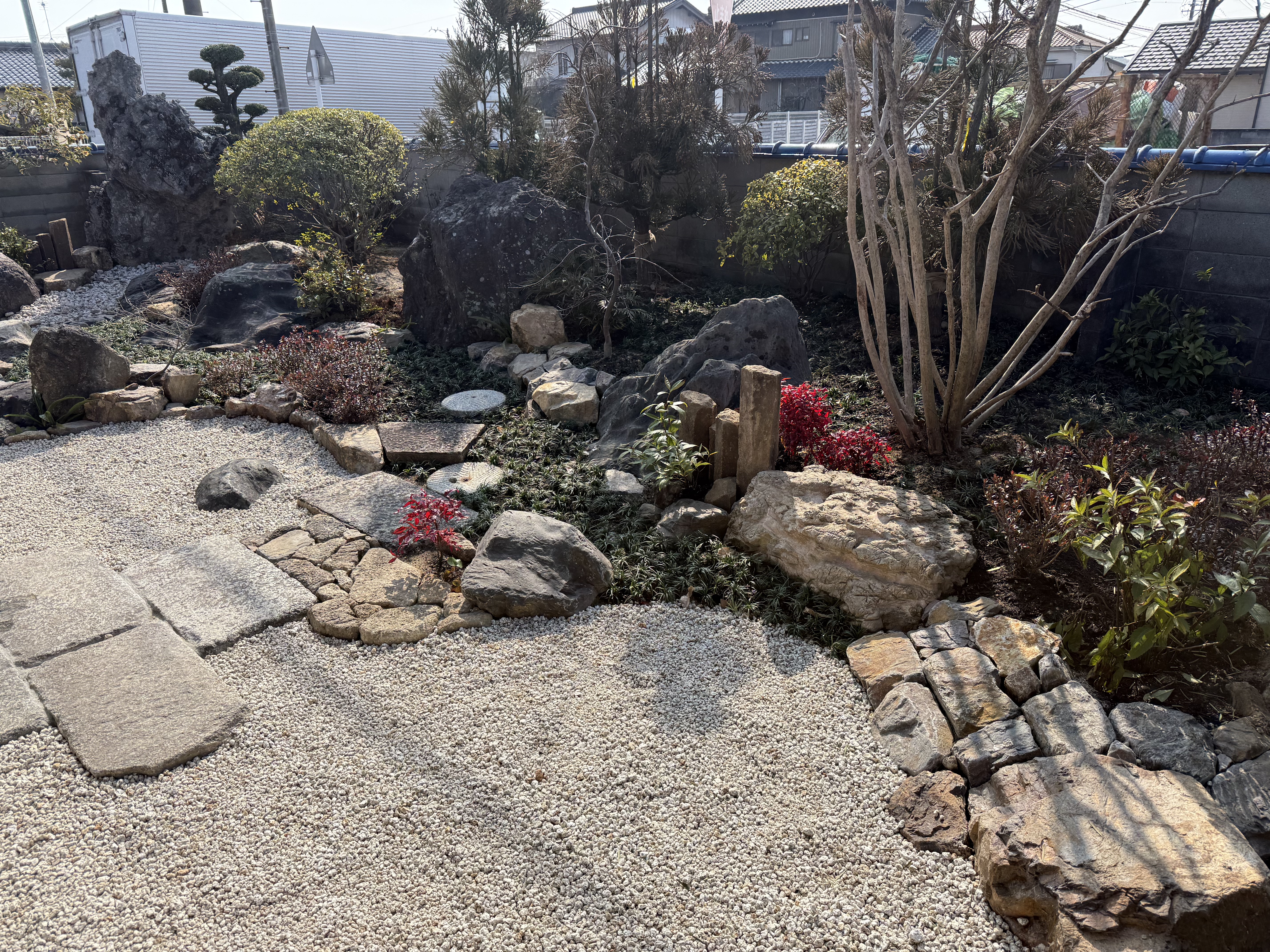 お寺の庭を美しく再生 枯山水庭園改修工事
